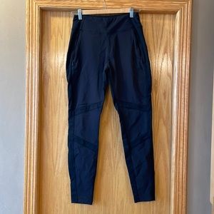 Athleta Hyland Hybrid leggings size 6